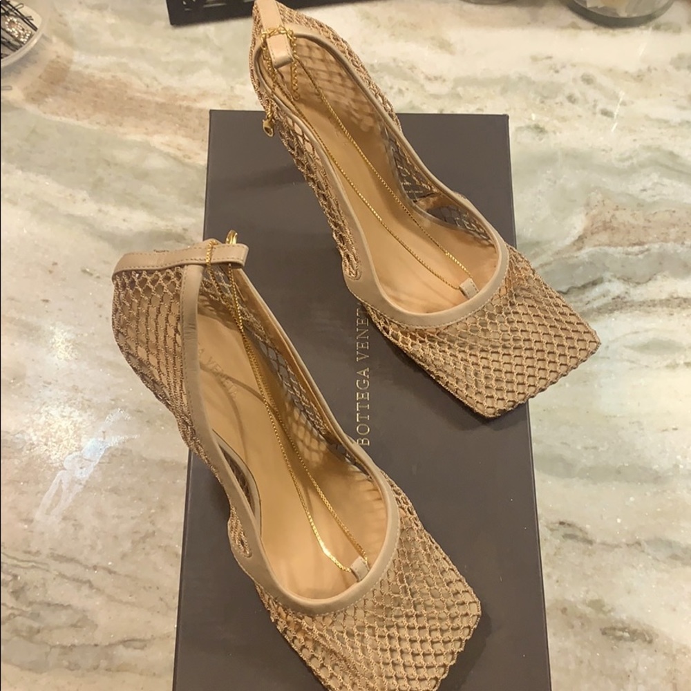 Bottegga Venetta Beige Mesh Heels